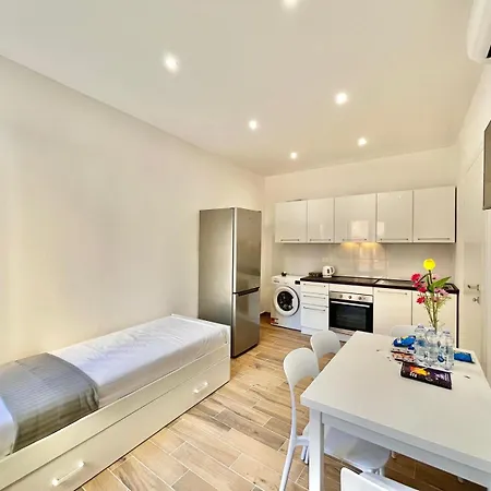 Azur One Bedroom Apartment In Central Menton * Menton